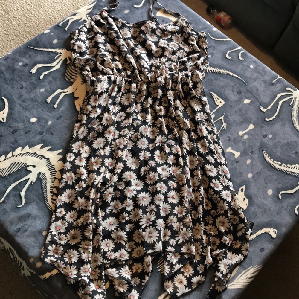 Flowy daisy Dress